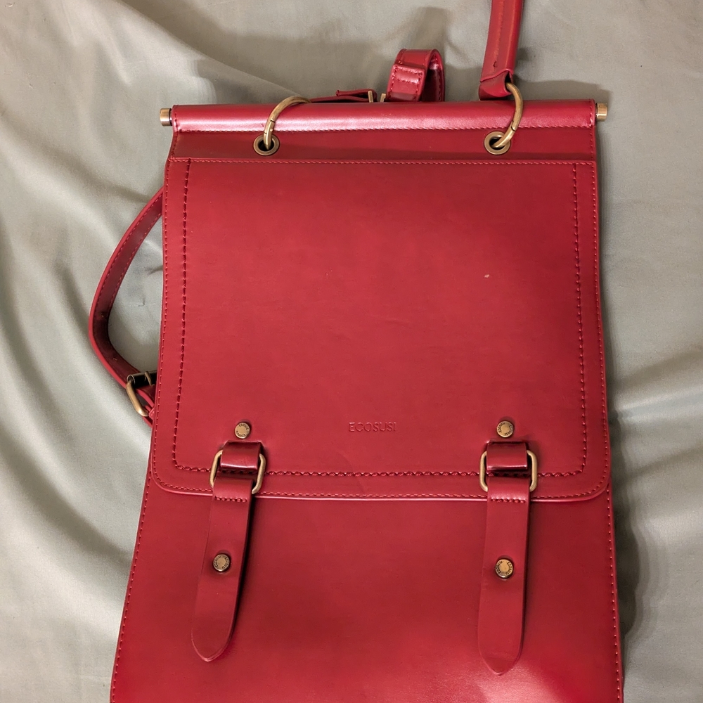 Chic Red Leather Backpack by Ecosusi
